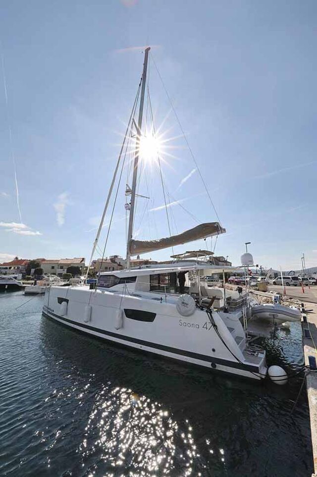Fountaine Pajot Saona 47 Quintet - 5 + 1 cab. Fee